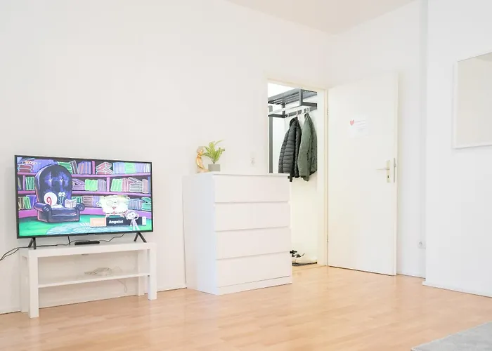 Апартаменты Praktisches 1-zimmer-apartment, Nahe Universitaetsklinikum, Ideal Fuer Monteure & Kurzaufenthalte
