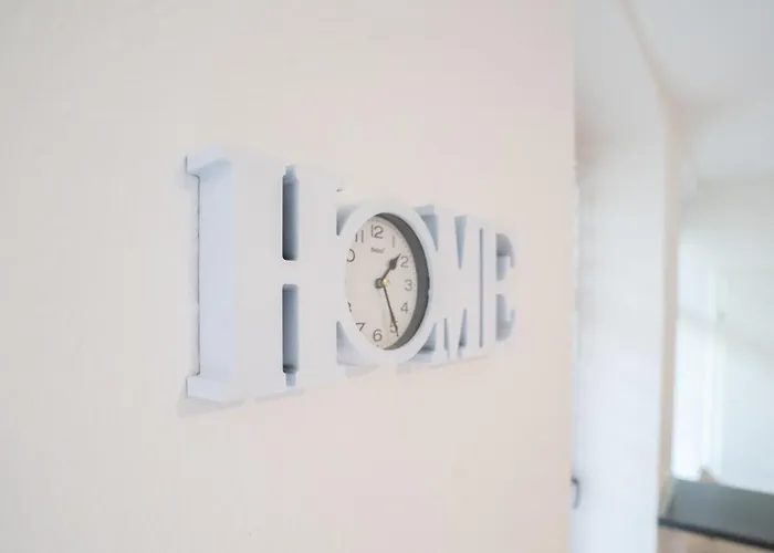 Praktisches 1-zimmer-apartment Mit Guter Anbindung, Nahe Universitaetsklinikum *