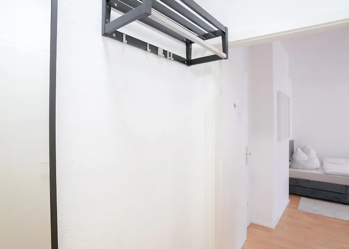 Praktisches 1-zimmer-apartment, Nahe Universitaetsklinikum, Ideal Fuer Monteure & Kurzaufenthalte Апартаменты *